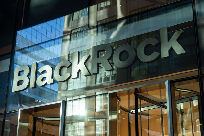 BlackRock рассматривает участие в финансировании OpenAI, пишет Bloomberg
