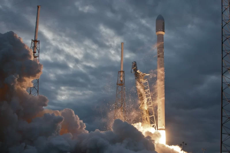 SpaceX планирует занять $40 млрд на чипы для ИИ
