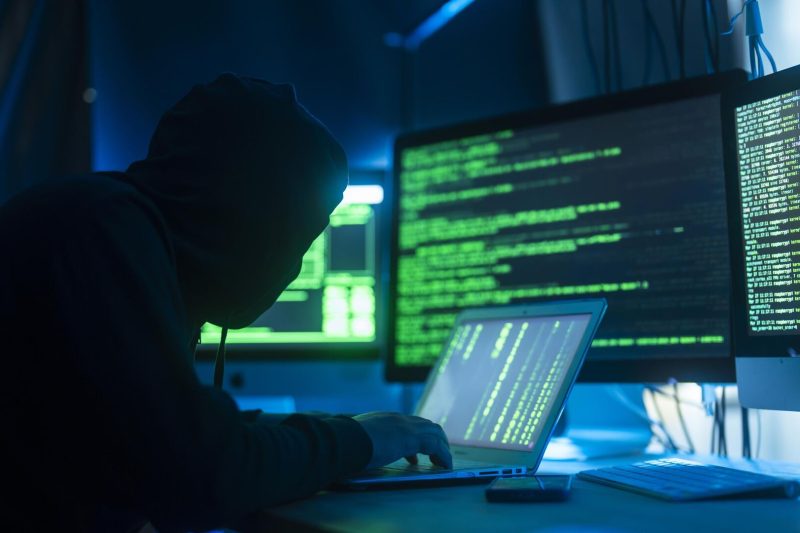 Центр ФСБ призвал обновить PHP и проверить серверы на взлом